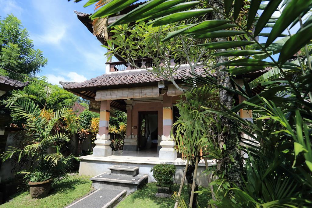 Bali Putra Villa Ubud  Exterior photo