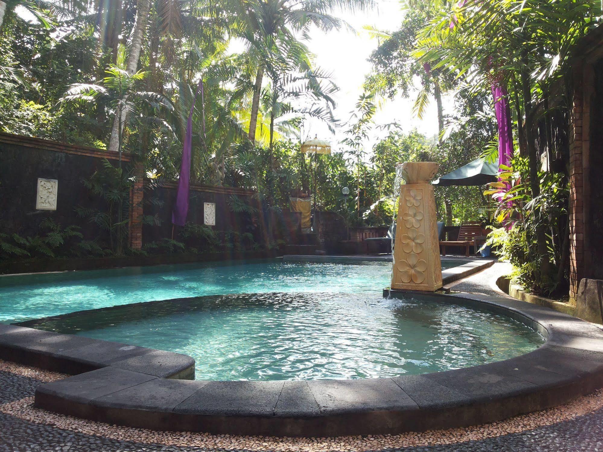 Bali Putra Villa Ubud  Exterior photo